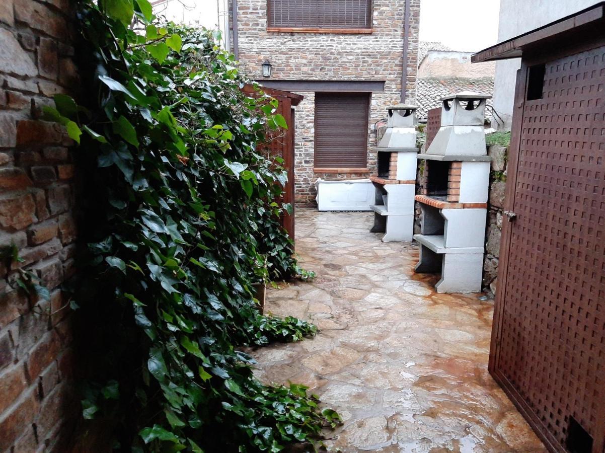 Apartamento Abuela Benita Cebreros Exterior photo